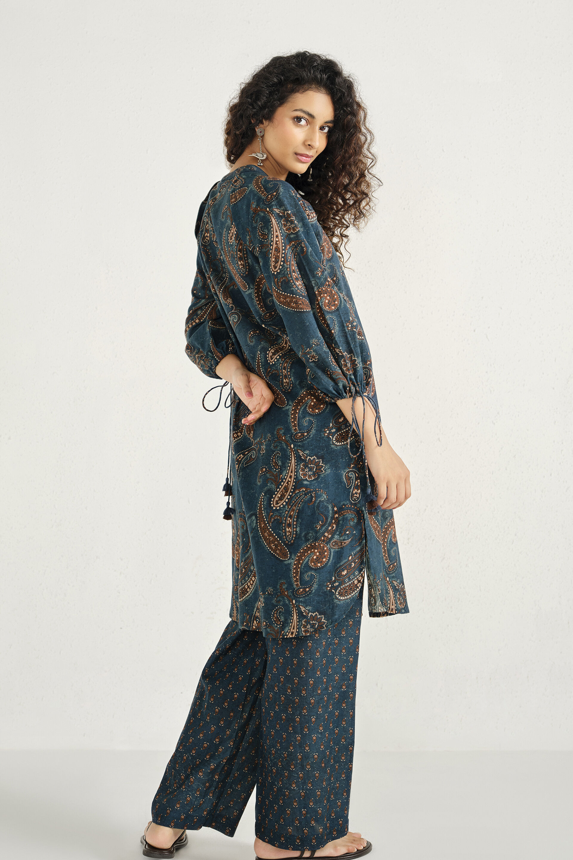 Printed Kurta Set in Indigo, Indigo, image 5